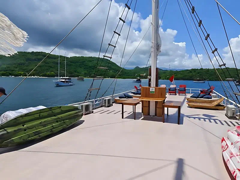 努沙·肯巴拉号 船图 8